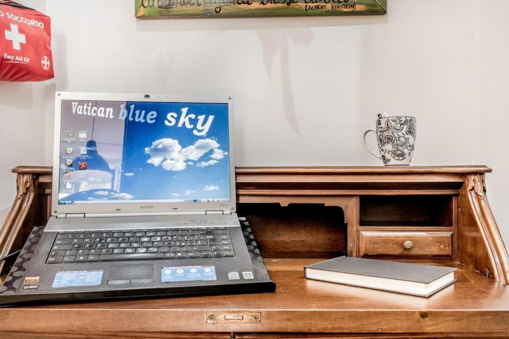 Vatican Blue Sky ローマ エクステリア 写真